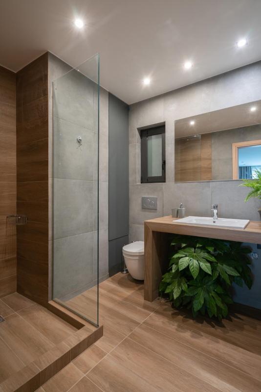 Opening Offer - Superior Suite image 4