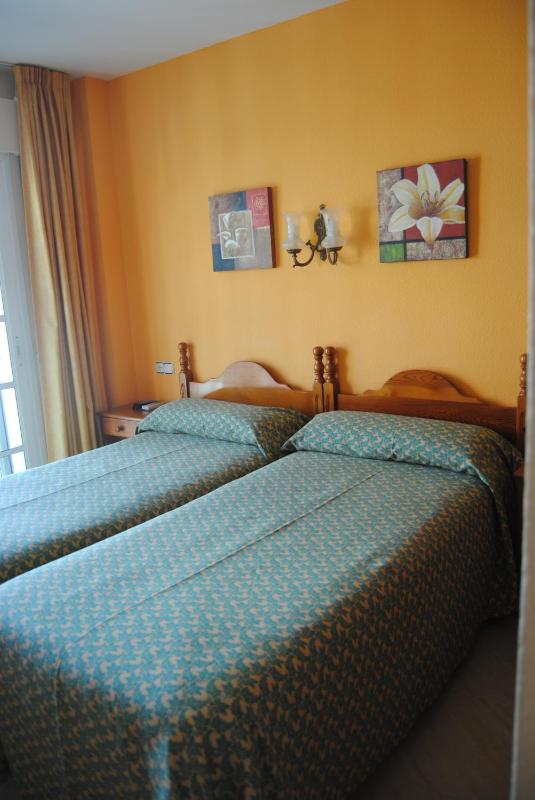 Hostal Italia - image 43