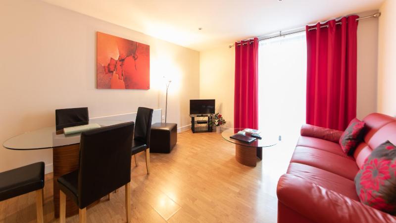 The Spires Serviced Apartments Birmingham - image 17