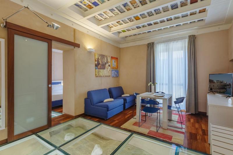 Junior Suite with City View image 4