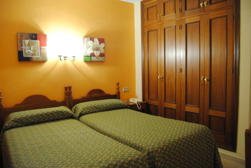 Hostal Italia - image 33