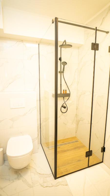 One-Bedroom Apartment with Balcony (3 Adults) image 2