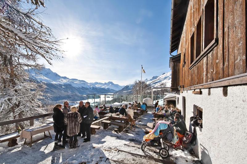 Hotel Schweizerhof St. Moritz - image 8
