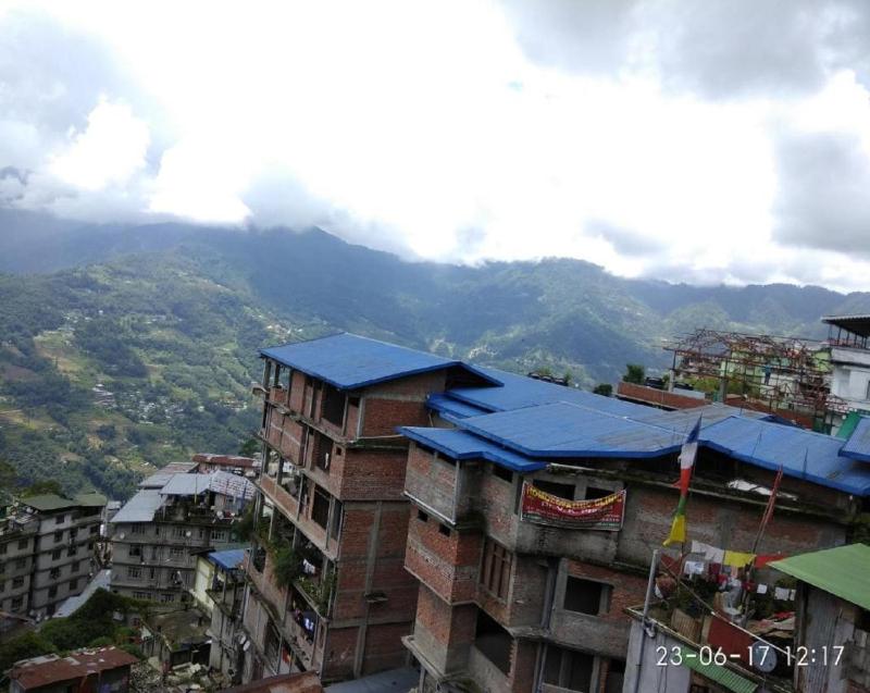 StayApart - Sikkim Regency - image 8