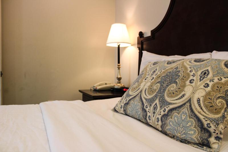 Standard Room with One Double Bed image 4