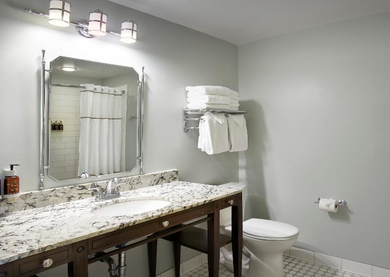 Suite image 3