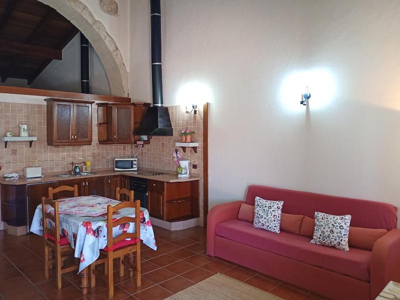 Superior Apartment image 3