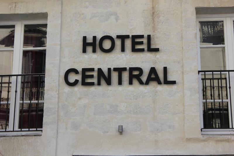 Hôtel Central - image 28