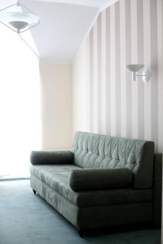 Studio with Terrace image 4