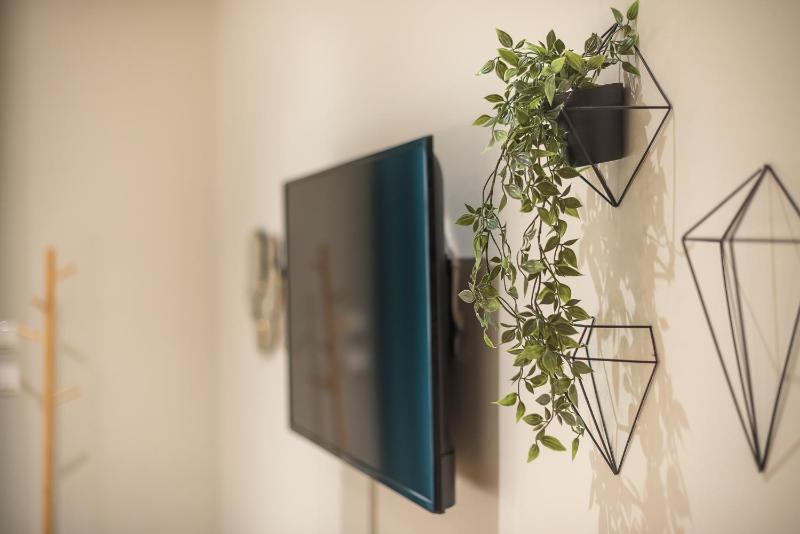 Elegant Mavili Suite by CloudKeys - image 16