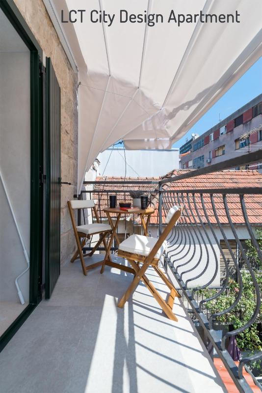 LCT City Design Apartment - image 15