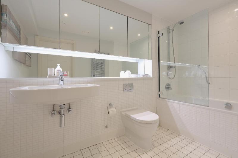 41 Dart Marina - image 20
