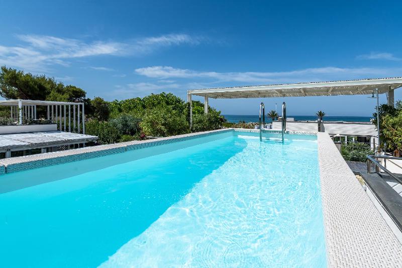 Villa with Private Pool image 4