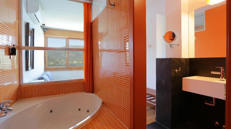 Suite image 3