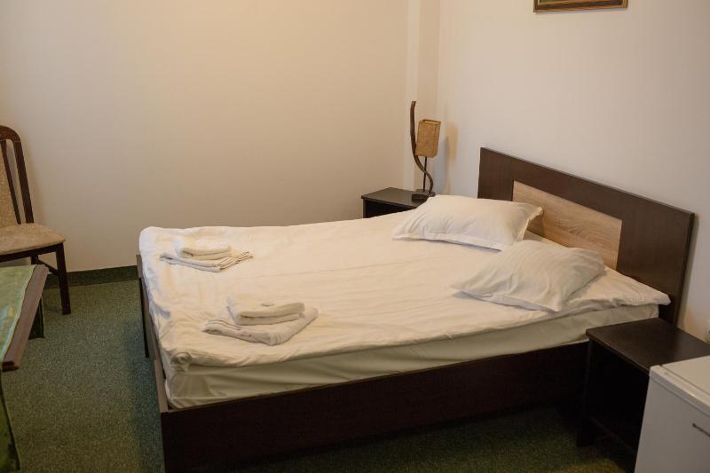Quadruple Room image 4