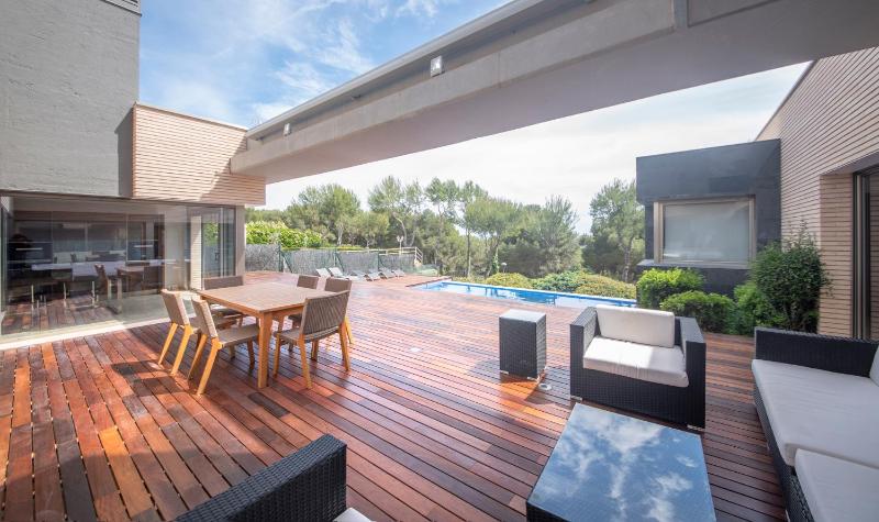 Limonium Deluxe Villa with Private Pool TarracoHomes - image 9