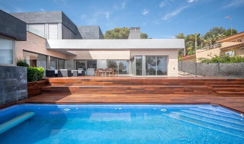 Limonium Deluxe Villa with Private Pool TarracoHomes - image 39