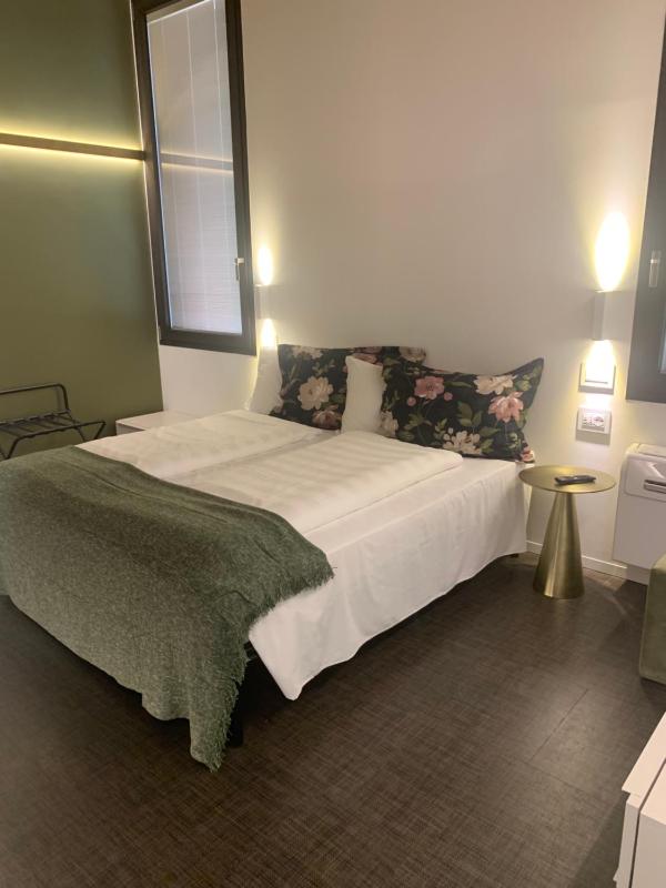 Two-Bedroom Apartment Ducale Due - Calle degli Albanesi Castello 4249 image 1