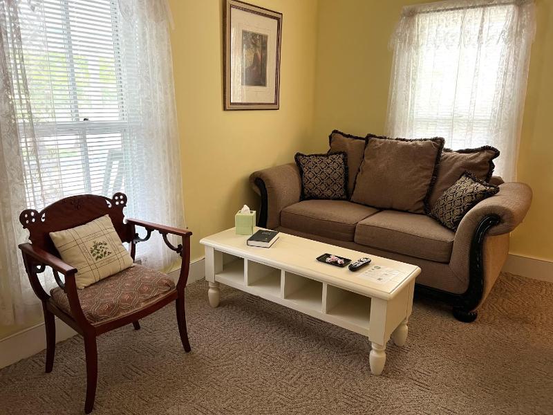 King Room with Balcony image 4