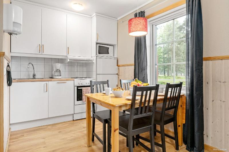 Two-Bedroom House image 3