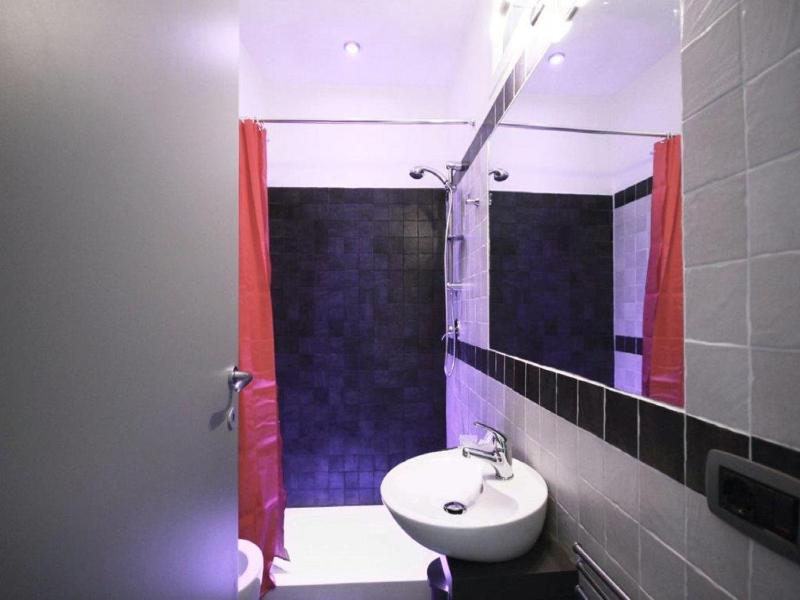 Double Room image 2