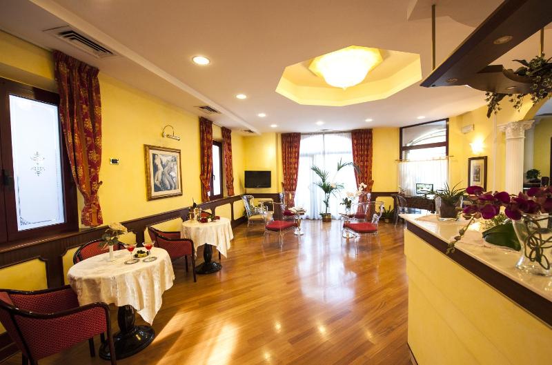 Hotel Regent - In pieno Centro - image 2