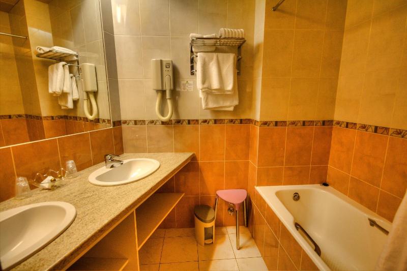Superior Double Room image 2