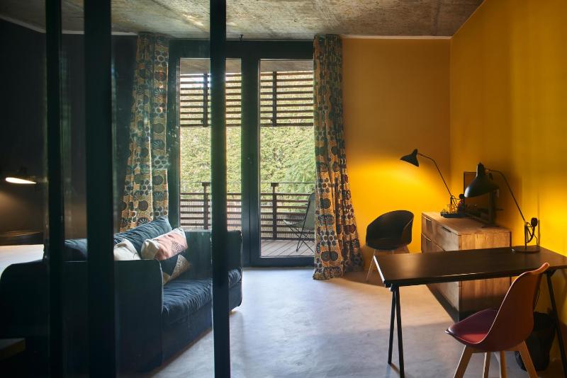 Deluxe Double Room image 2