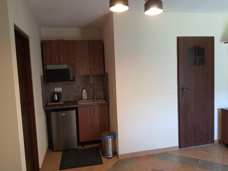 Double Room with Lake View image 4
