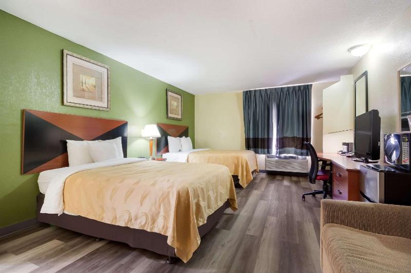 Double Room with Two Double Beds - Non-Smoking image 1