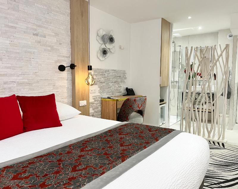 Double Room COSY image 1