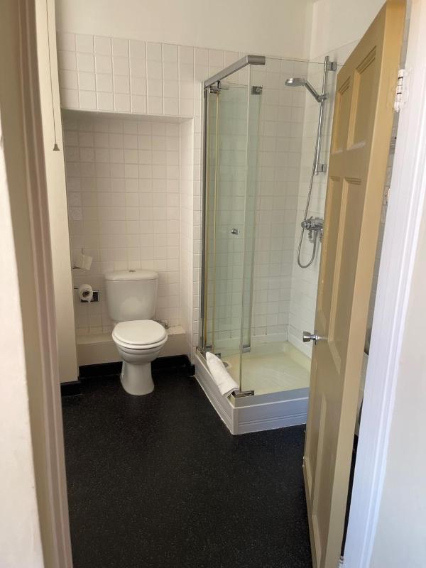 Double Room image 1