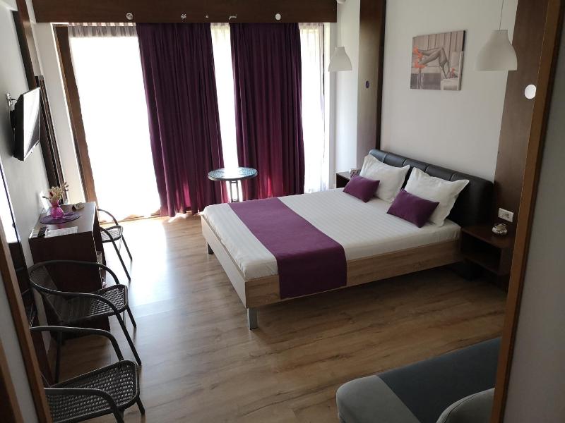 Superior Double Room image 1