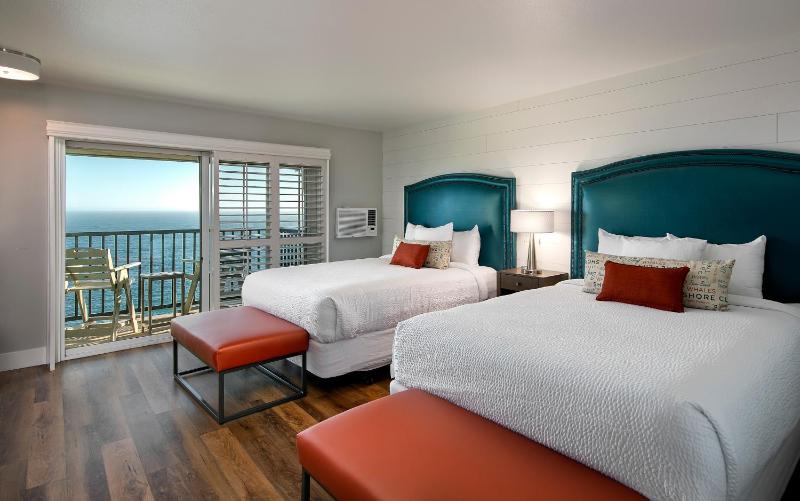 Oceanfront Signature, Two Queens image 1