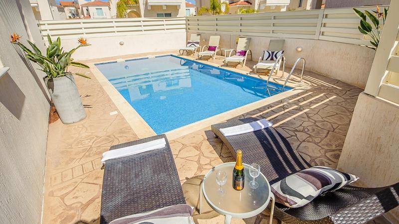 Pernera Holiday Villa 012 - image 1
