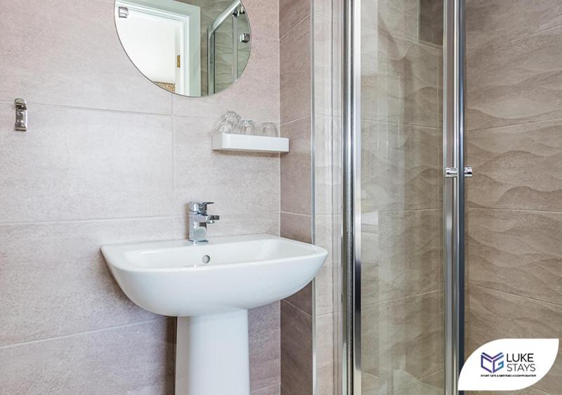 Standard Double Room image 1