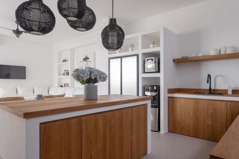 Villa Lapis 2 by Villa Finder - image 24