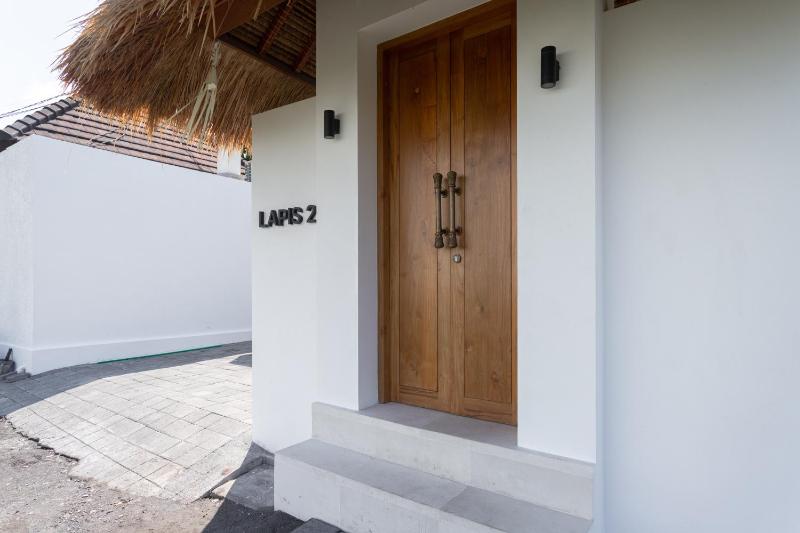 Villa Lapis 2 by Villa Finder - image 9