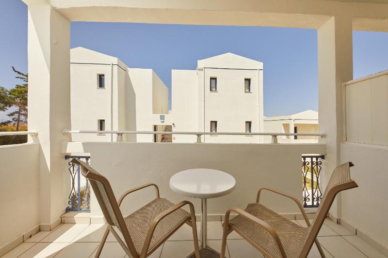 Double Inland View image 3