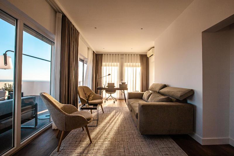 Equador Penthouse by Olala Homes - image 19