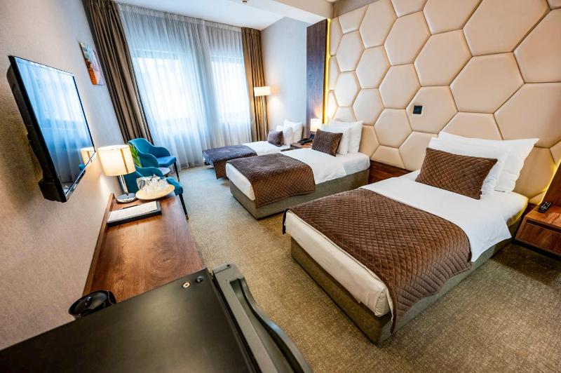 Special Offer - Superior Triple Room with SPA Access image 4
