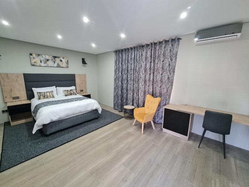 Luxe on Ridge Boutique Hotel - image 7