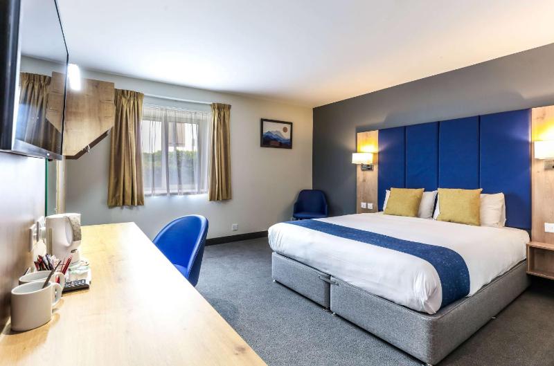 Double Room (Non Smoking Only) image 1