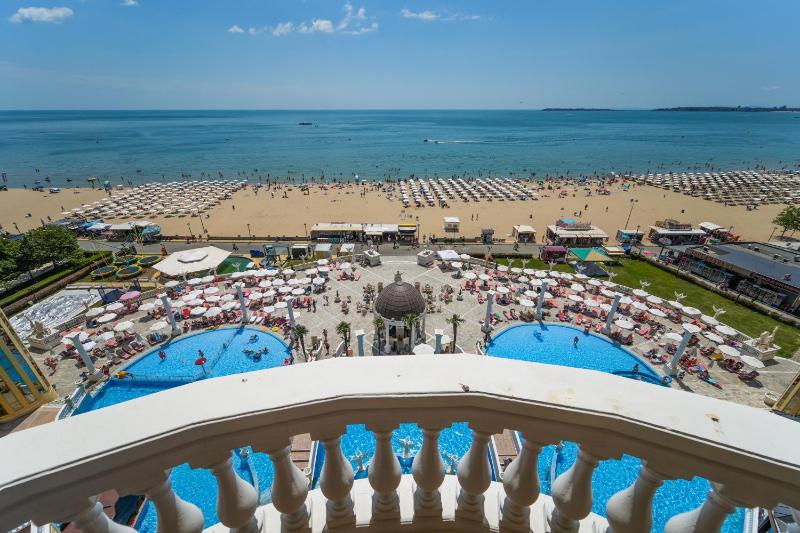 Double Room with Sea View and Balcony image 2
