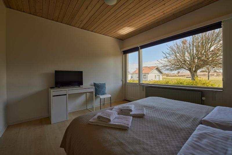 Double Room image 3