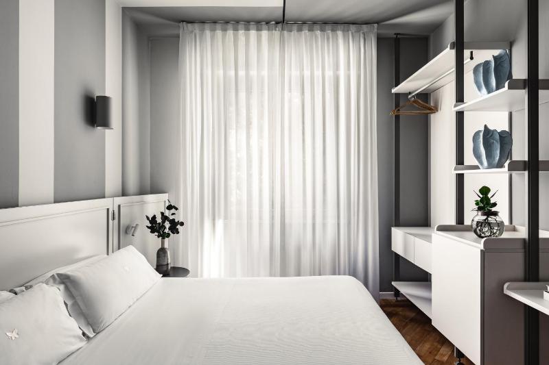 Economy Double or Twin Room image 3
