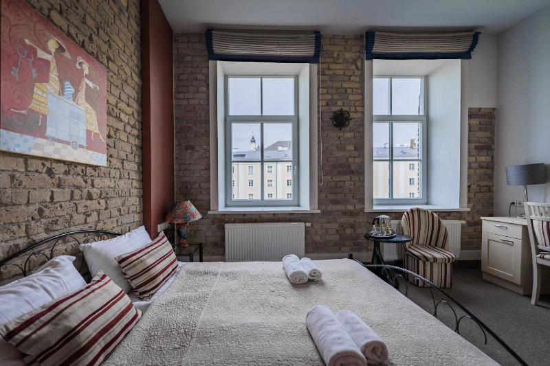 Double Room image 1