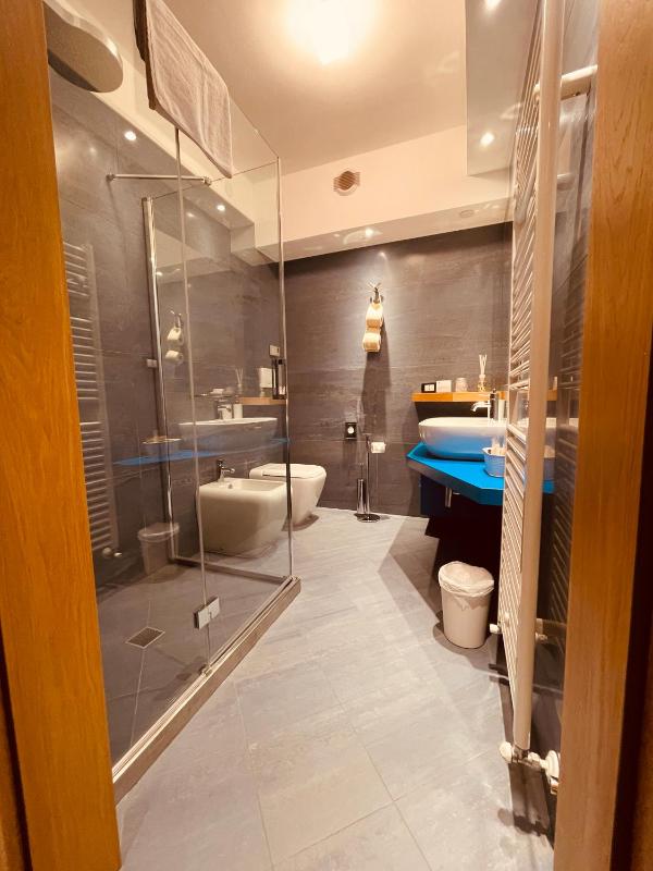 Classic Double or Twin Room image 2