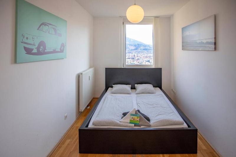 Top of Innsbruck Apartment I free parking - image 7