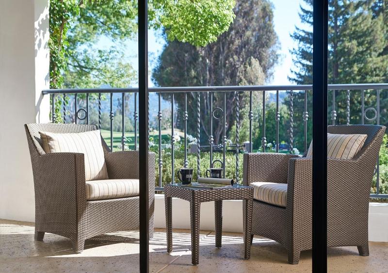 Ojai Luxury Room King Bed image 2